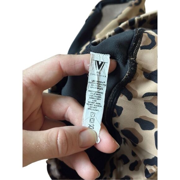 IVL Collective Into The Wild Power Sports Bra Leopard Print Size 6 Tan - Picture 5 of 6